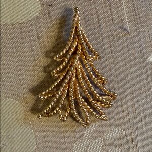 Vintage Napier Gold-Tone Twisted Rope Tree Brooch